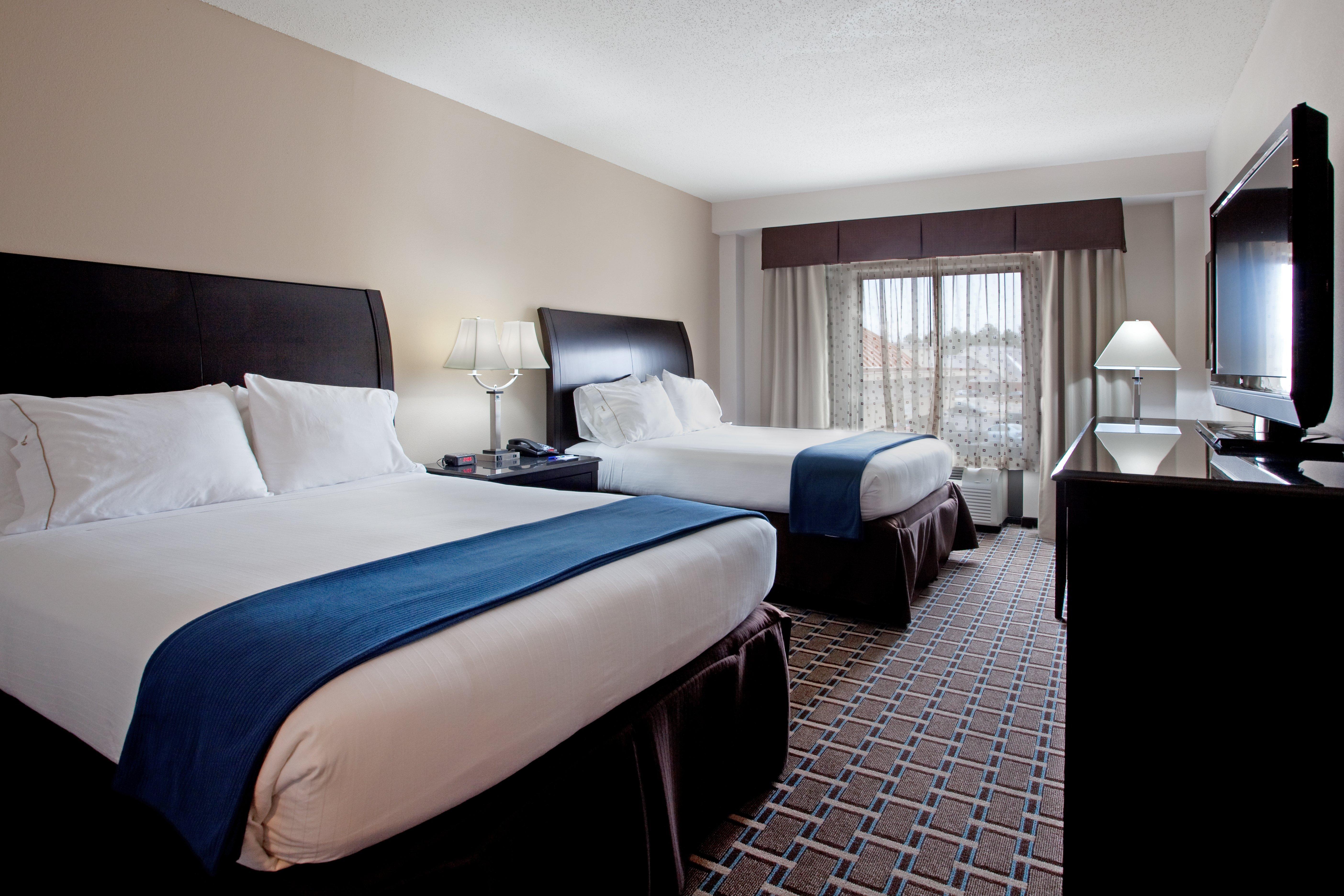 Holiday Inn Express Hotel & Suites Hope Mills-Fayetteville Airport By Ihg Ngoại thất bức ảnh