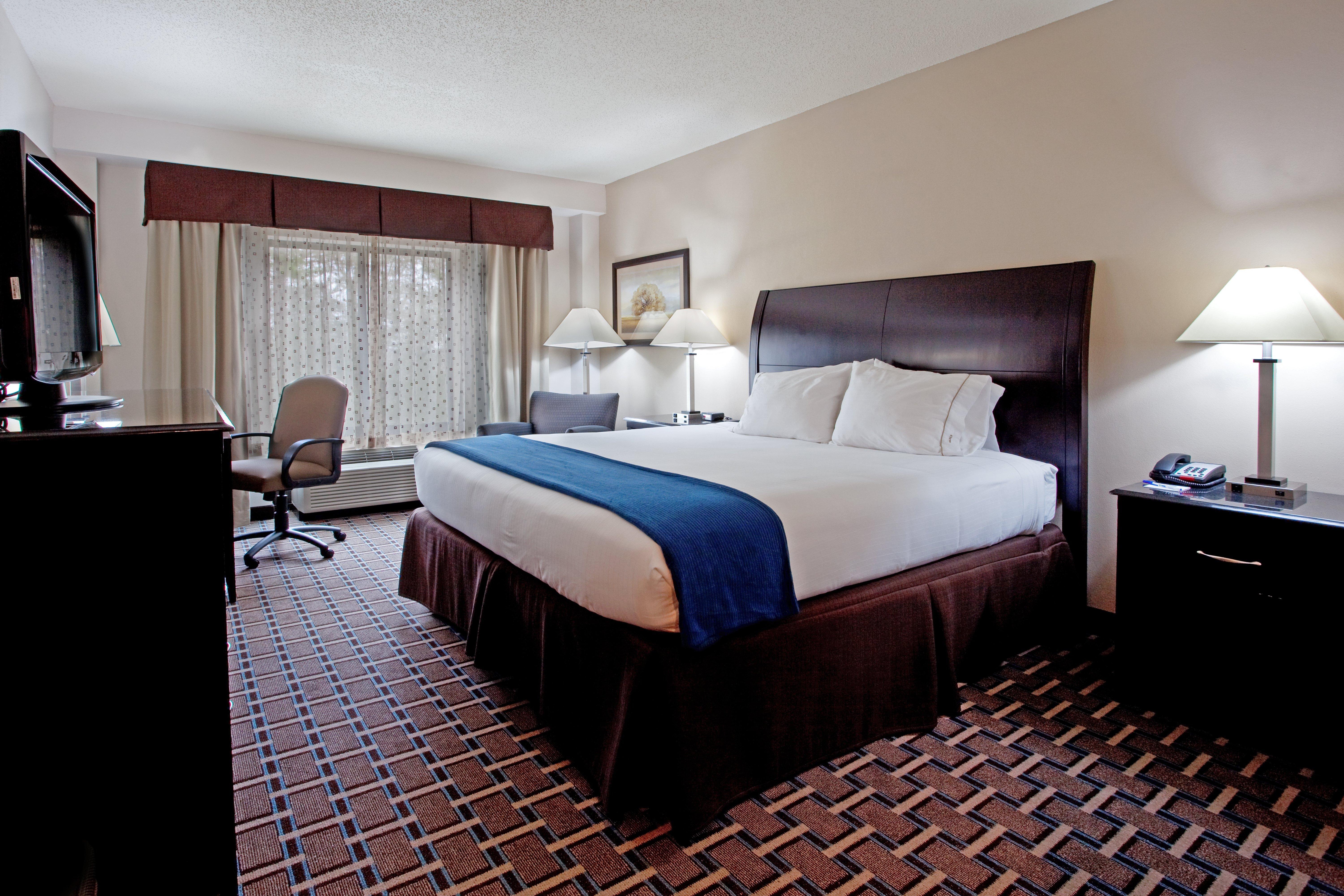 Holiday Inn Express Hotel & Suites Hope Mills-Fayetteville Airport, An Ihg Hotel Ngoại thất bức ảnh