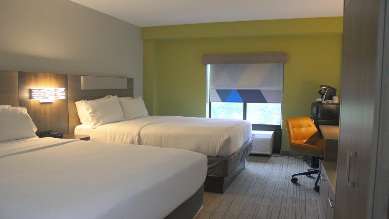 Holiday Inn Express Hotel & Suites Hope Mills-Fayetteville Airport, An Ihg Hotel Ngoại thất bức ảnh