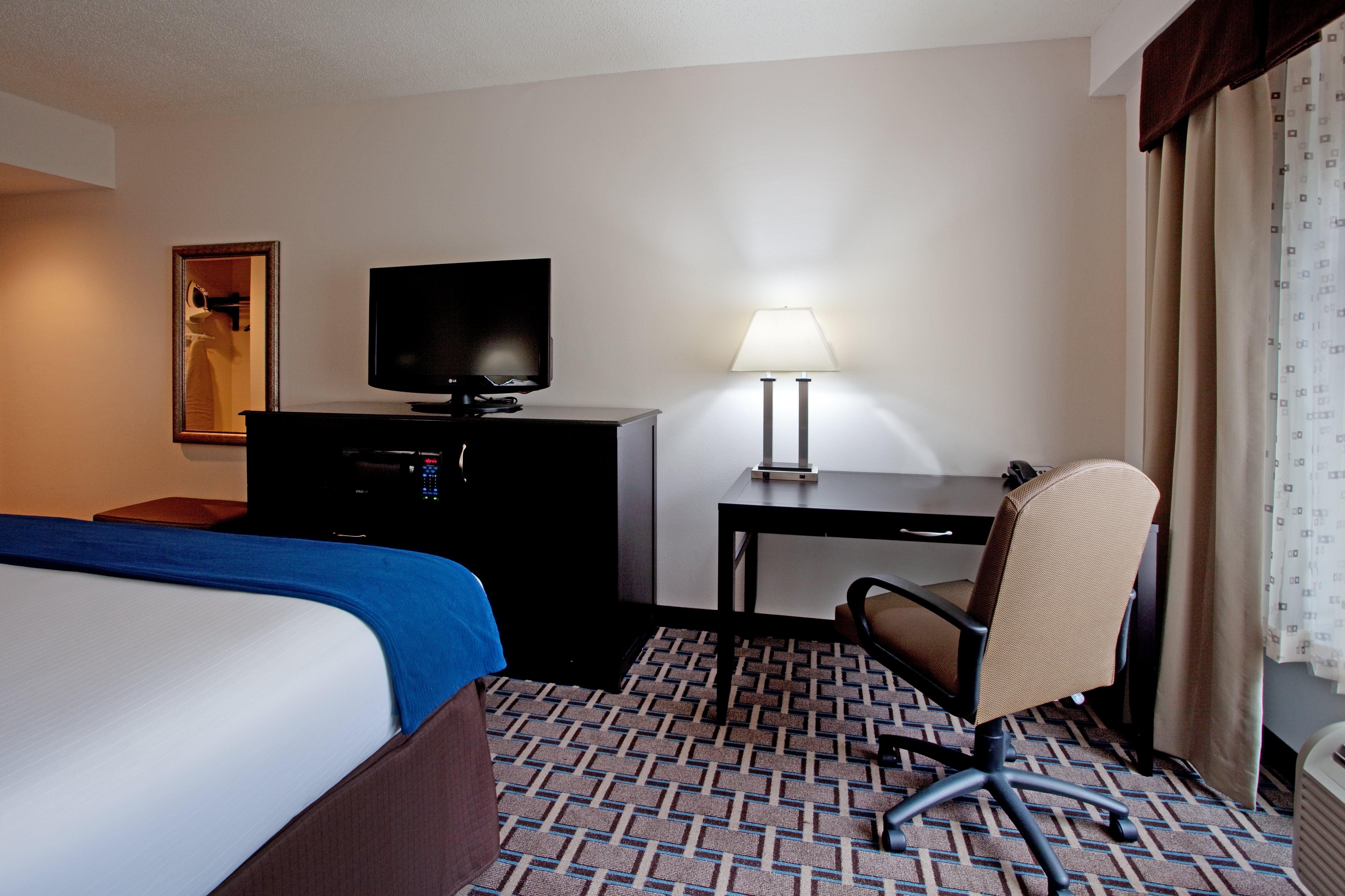 Holiday Inn Express Hotel & Suites Hope Mills-Fayetteville Airport By Ihg Ngoại thất bức ảnh