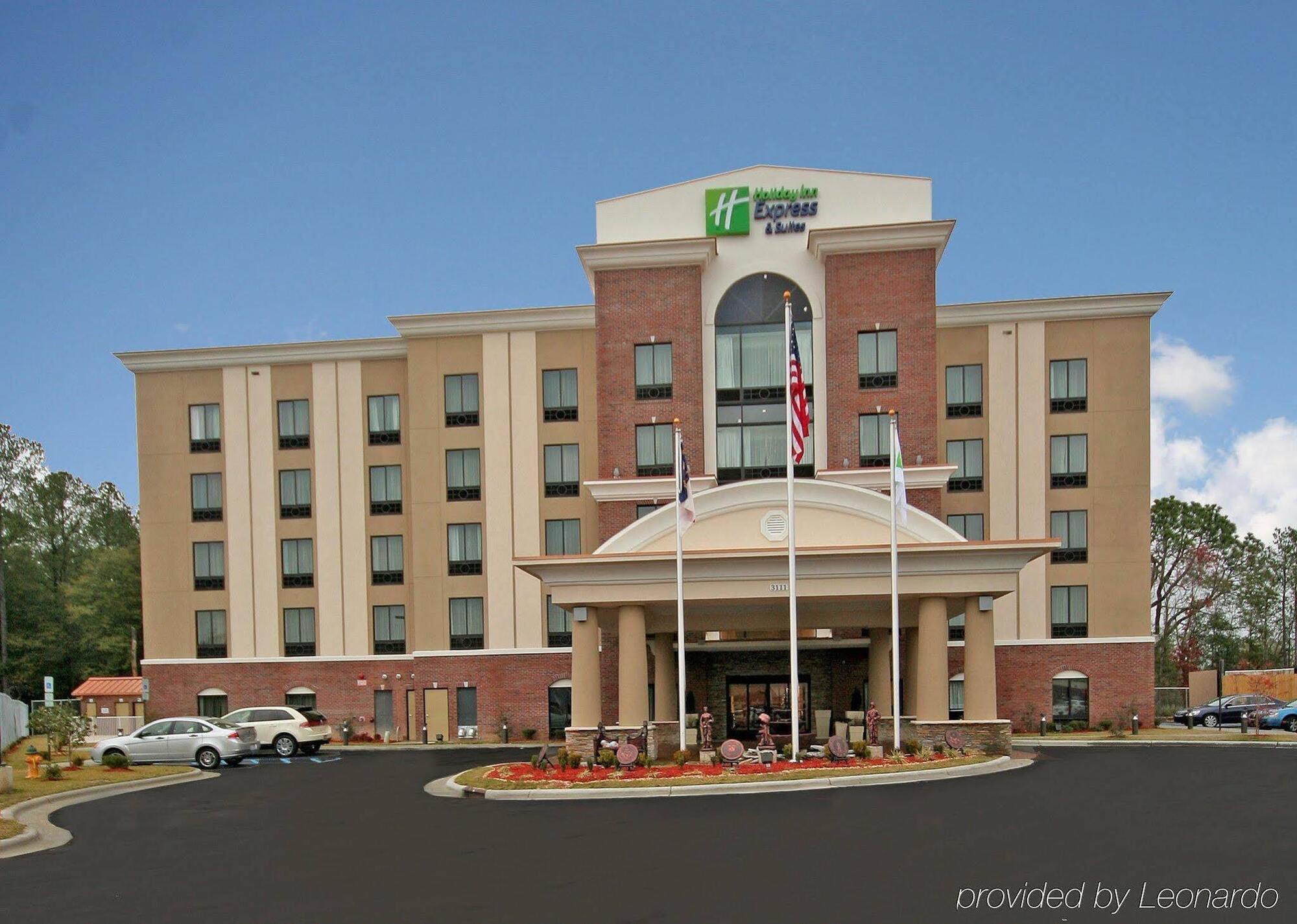 Holiday Inn Express Hotel & Suites Hope Mills-Fayetteville Airport By Ihg Ngoại thất bức ảnh