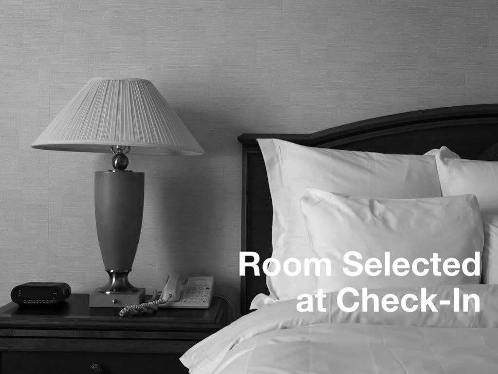 Holiday Inn Express Hotel & Suites Hope Mills-Fayetteville Airport By Ihg Ngoại thất bức ảnh